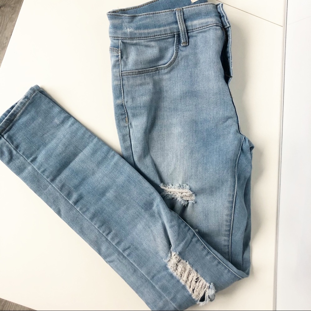 PACSUN LIGHT WASH DISTRESSED STRETCH SKINNY JEANS